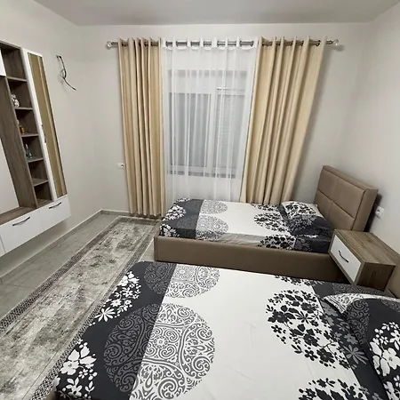 Apartment Liljana 2 Polisi i Vogel