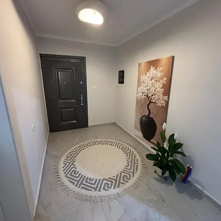 Liljana 2 Apartment *